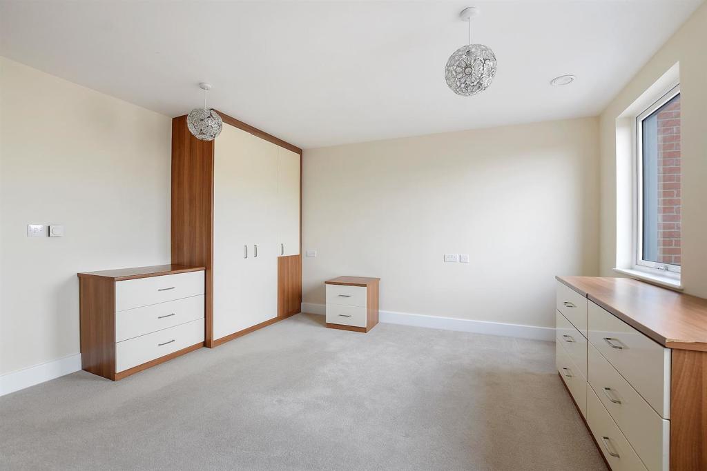 b880faad-b6ad-4db0-94ce-ea69b3e37a56RHMCS - 44 Lys