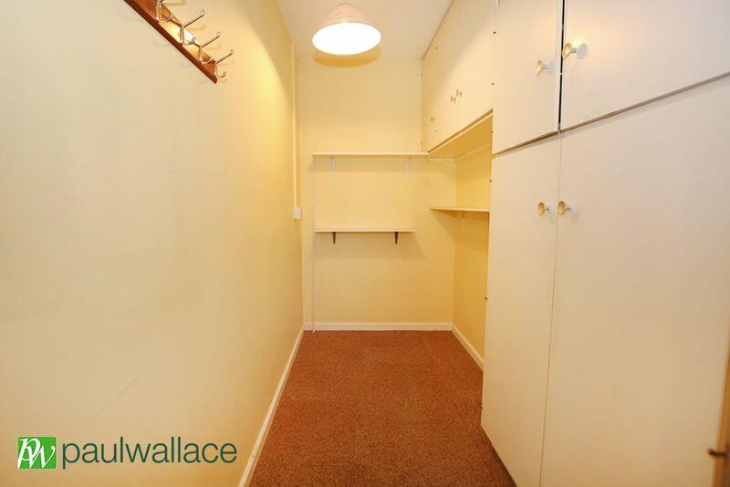 Walk-In Wardrobe