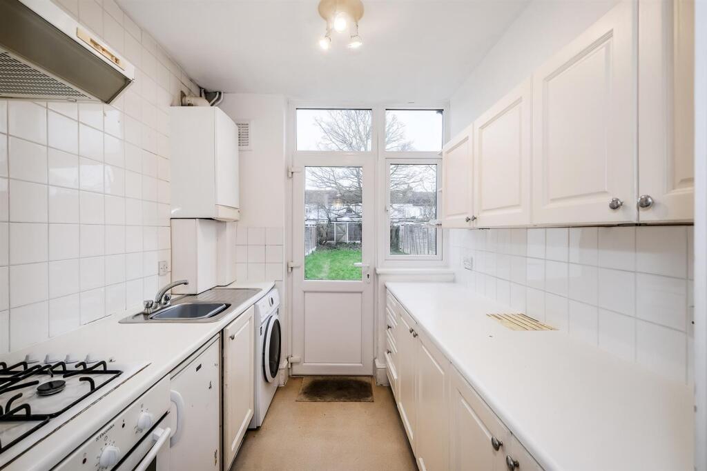 68, Middleton Avenue-15_web.jpg