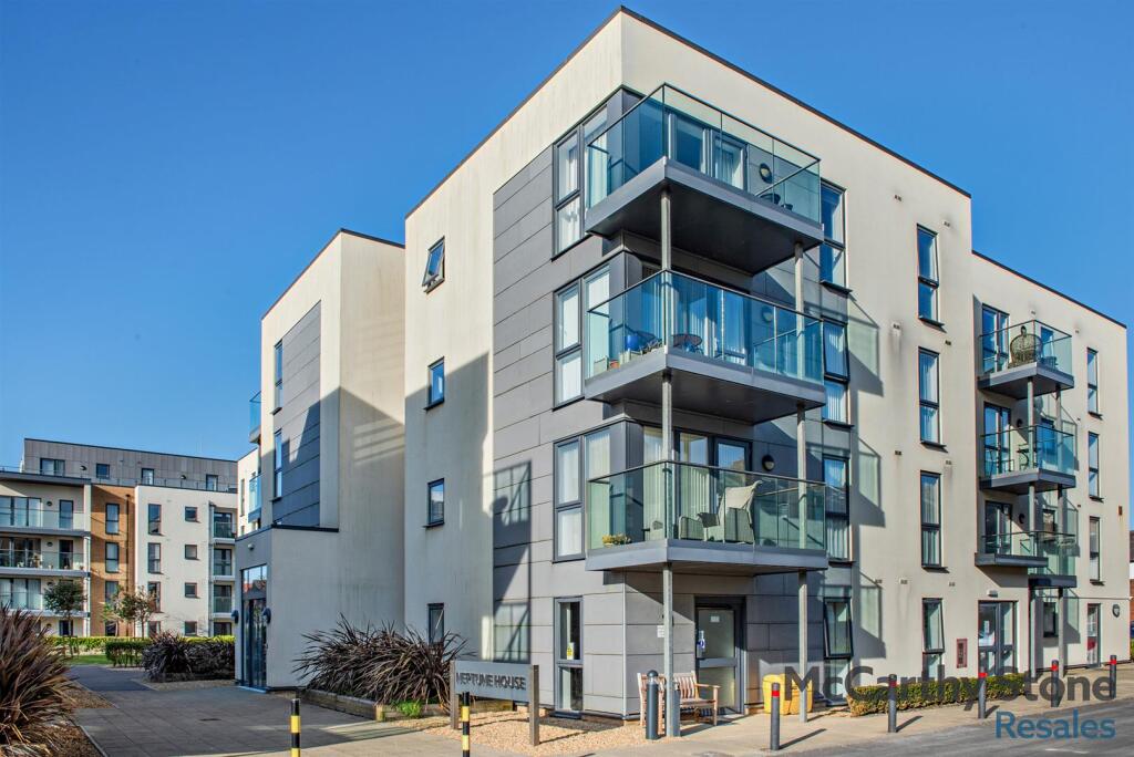 8641255-exterior06-800.jpg
