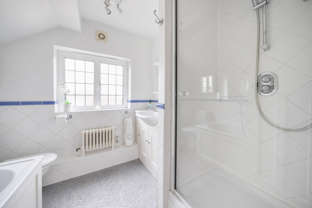 1365259-20-68e93d...