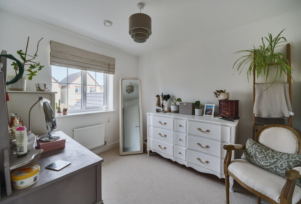 1306246-9-6843358...