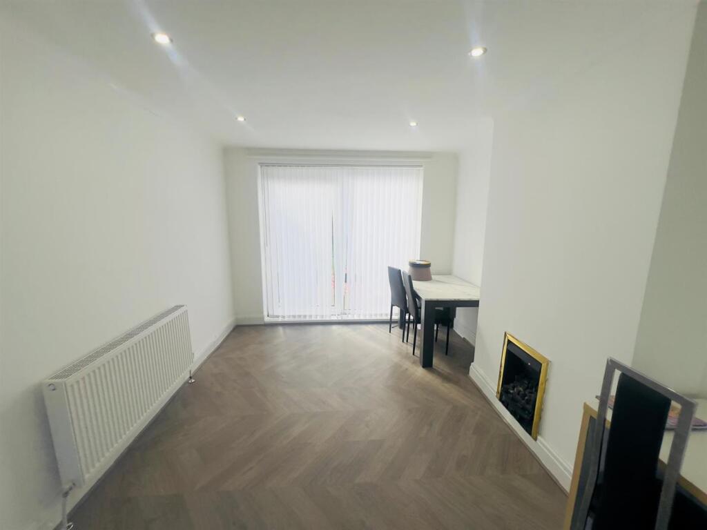 fWhatsApp Image 2025-04-23 at 10.35.23.jpeg