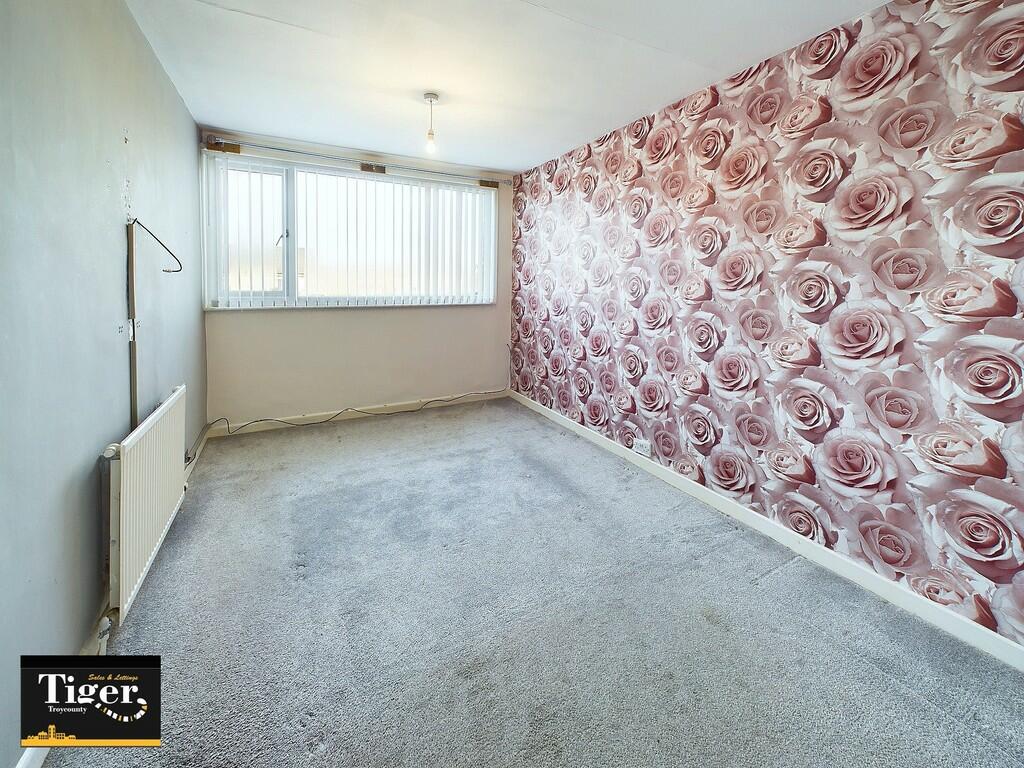 CAM02176G0-PR0401...