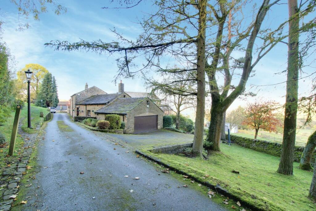 Front of Property (2).jpg