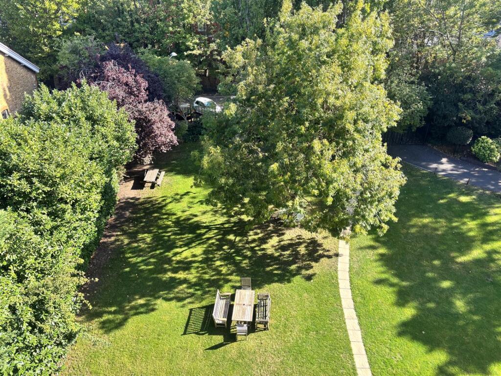 communal gardens.jpg