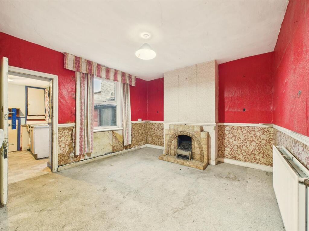 4 - Victorian House for Auction, Kingswood, Bristo