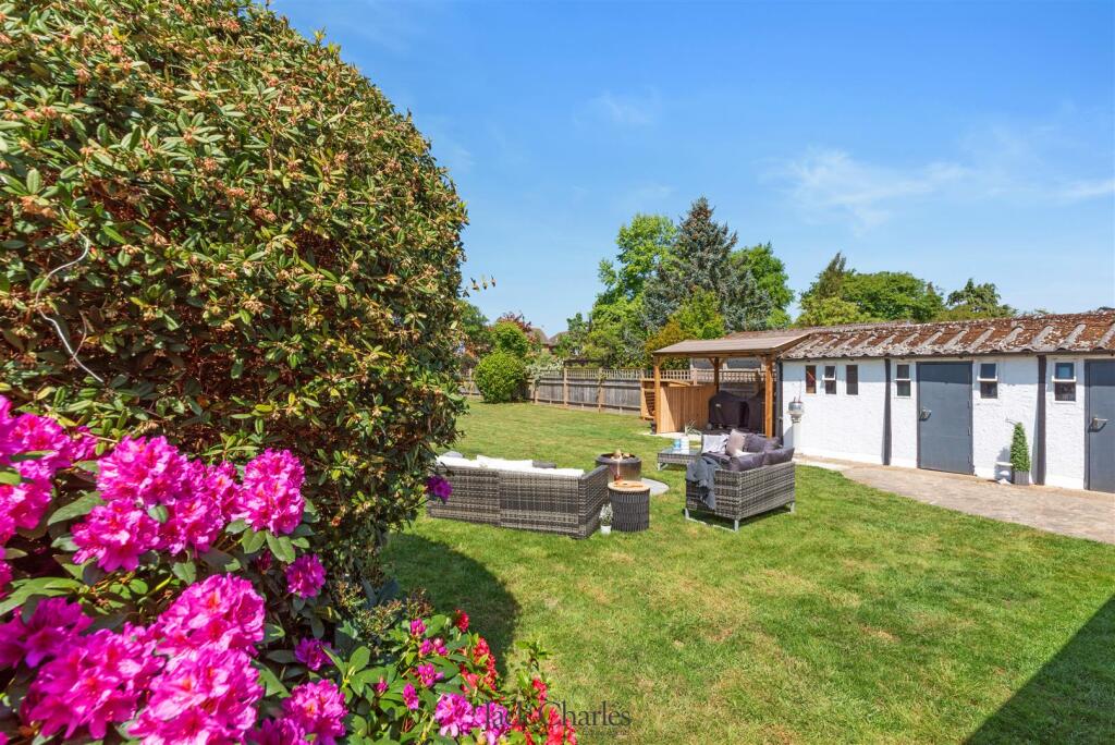 177 Hadlow Road 57.jpg