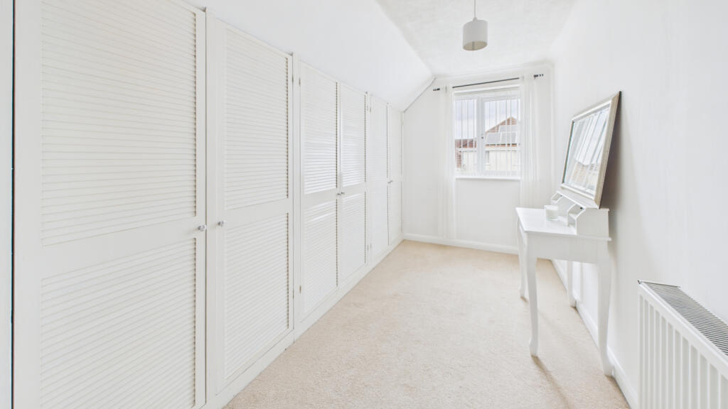 DRESSING AREA