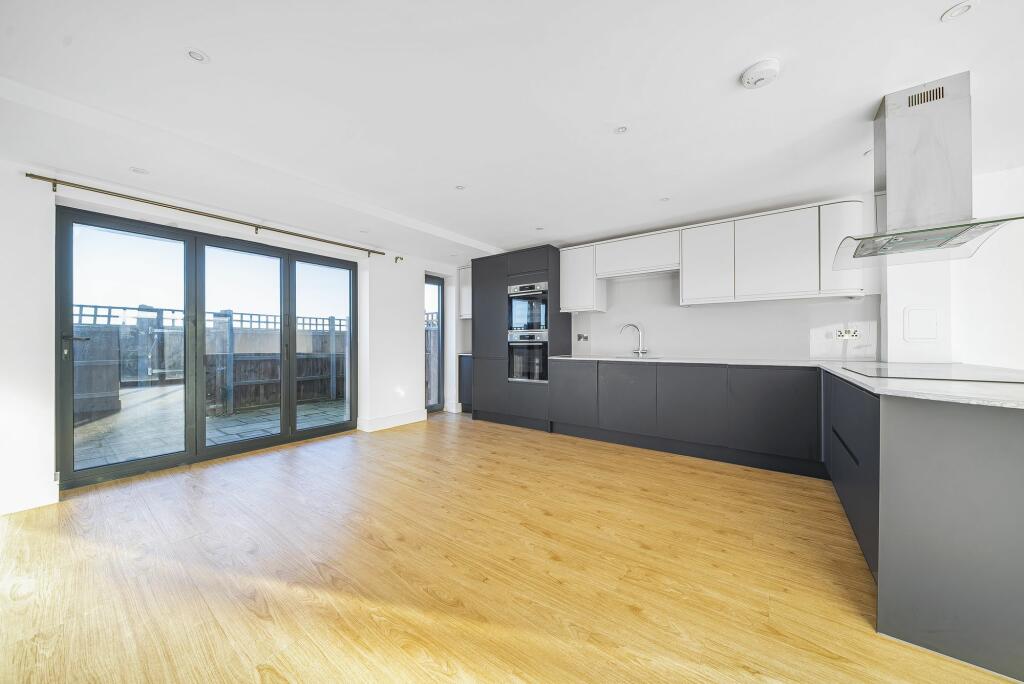 Kitchen/Reception/Dining Room (3)