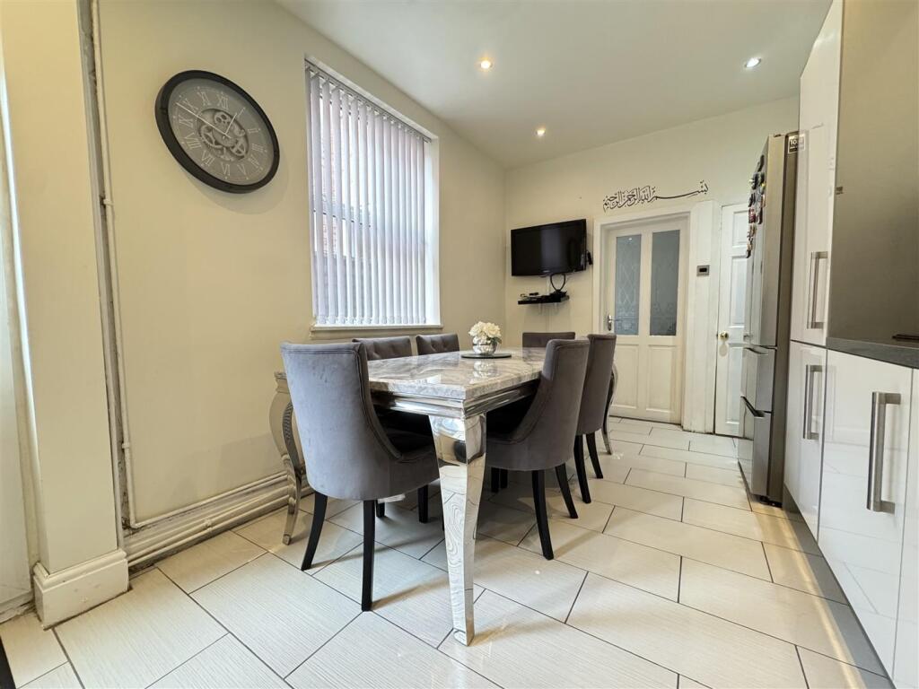 IMG_5392 (Large).JPG