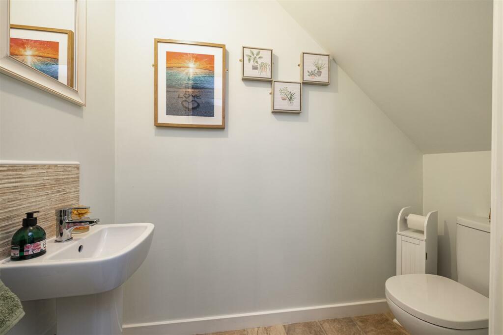 52 Knoll Park Drive Galashiels 23.JPG