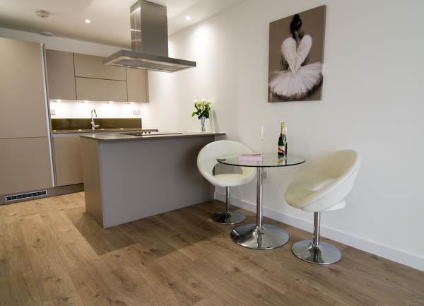 kitchen dining.jpg