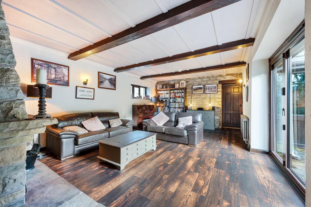 The Coach House HDR-7.jpg