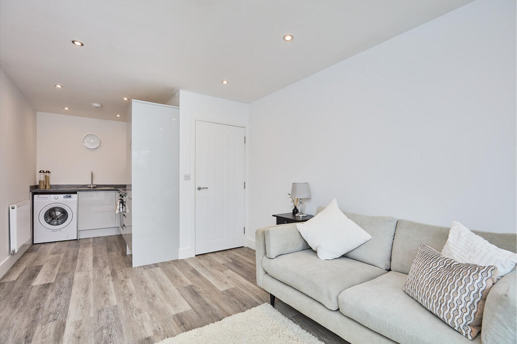 Edward Knight 202...