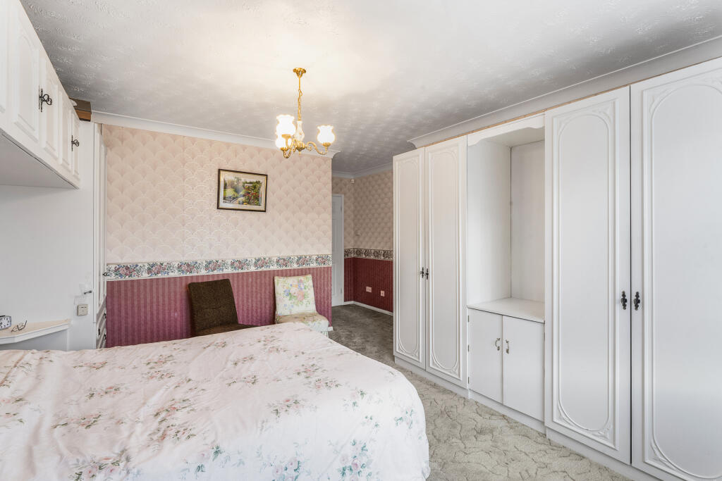 Main Bed 2