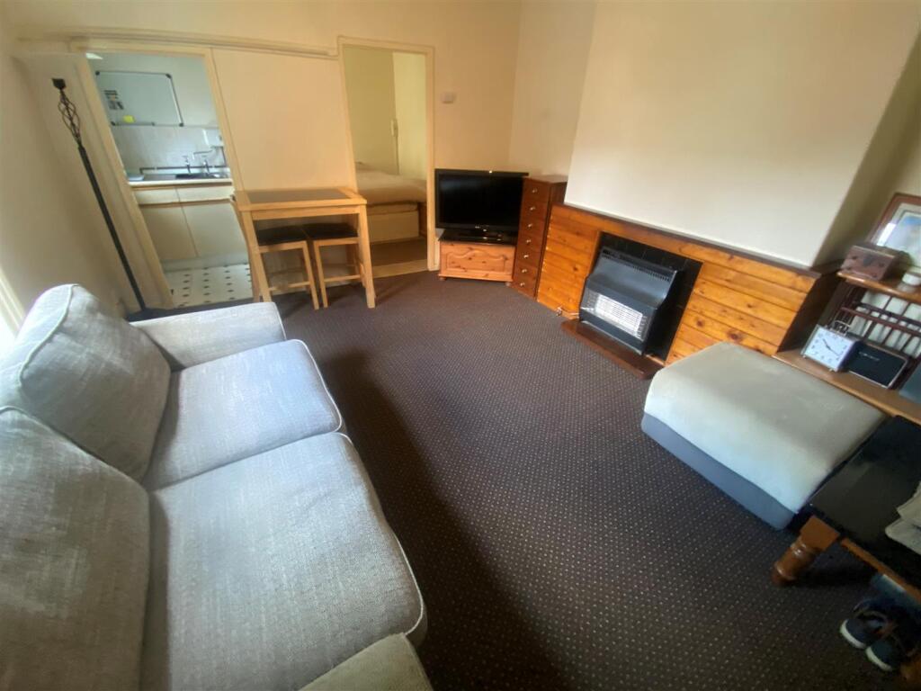 Flat 4