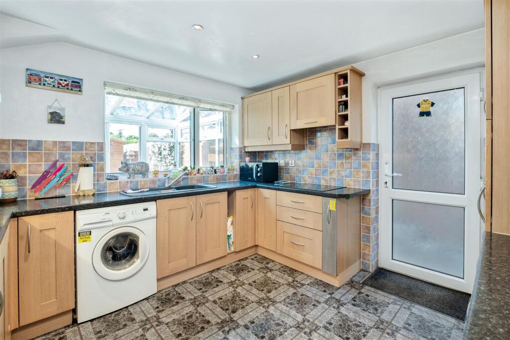9 Marten Gate, Banbury-6.jpg