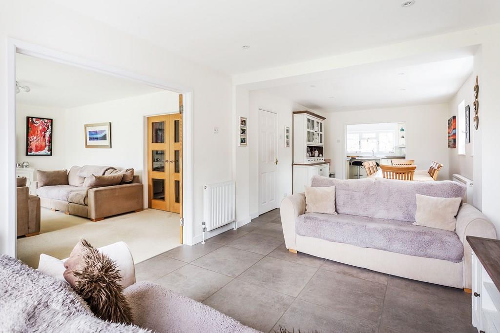 20-Badingham-Drive-14.jpg