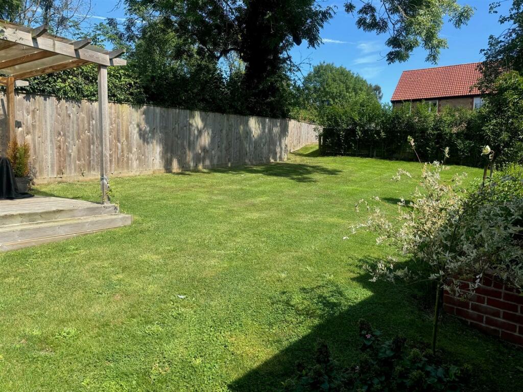 Garden 3.jpg