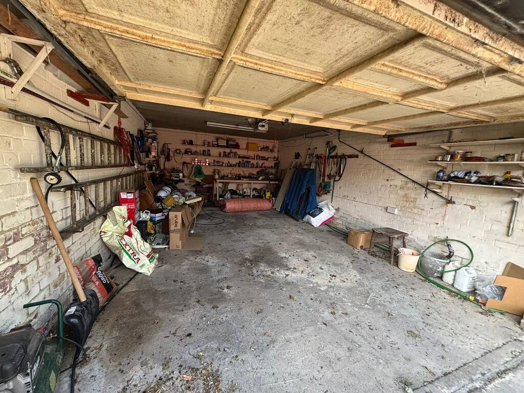 garage