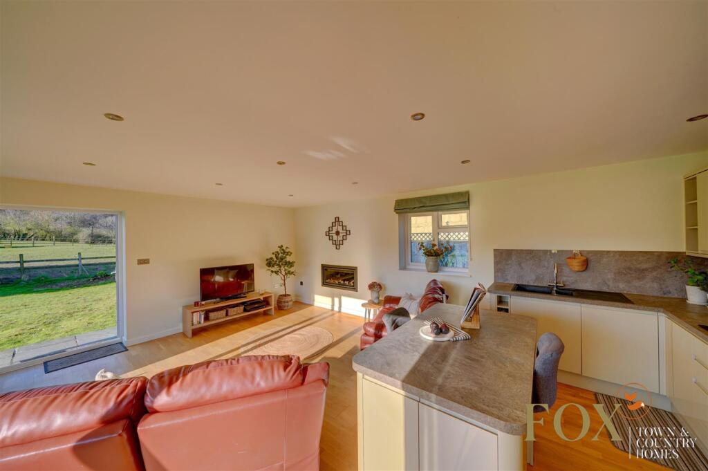 The Old Coach House (42).jpg