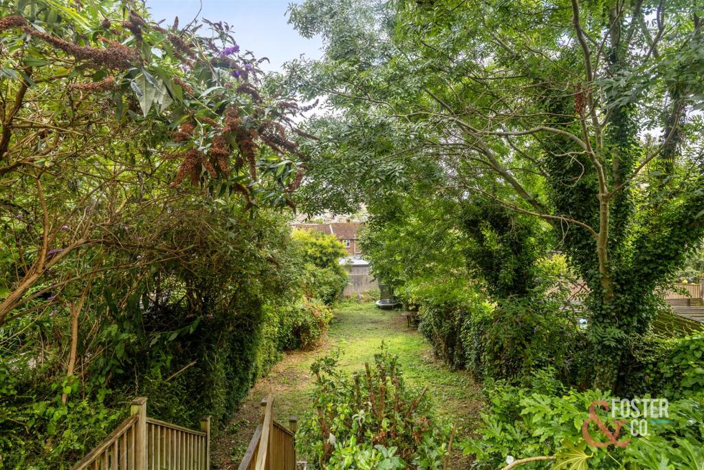 Mile Oak Road 160-006.jpg