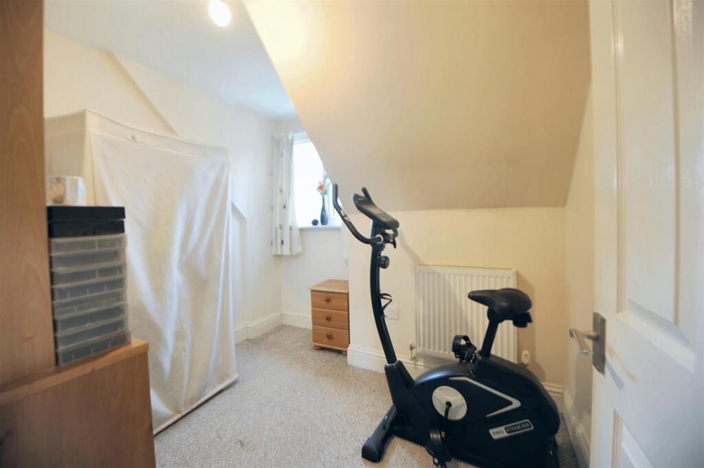 Bedroom 3.JPG