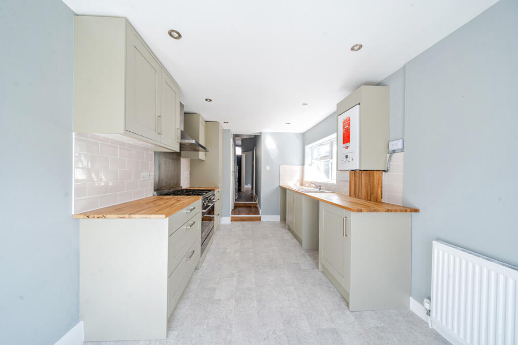 1300814-5-6839735...