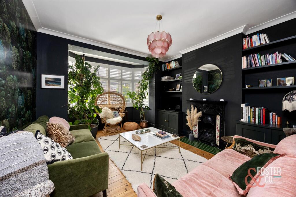 Burton VIllas, 6-009.jpg