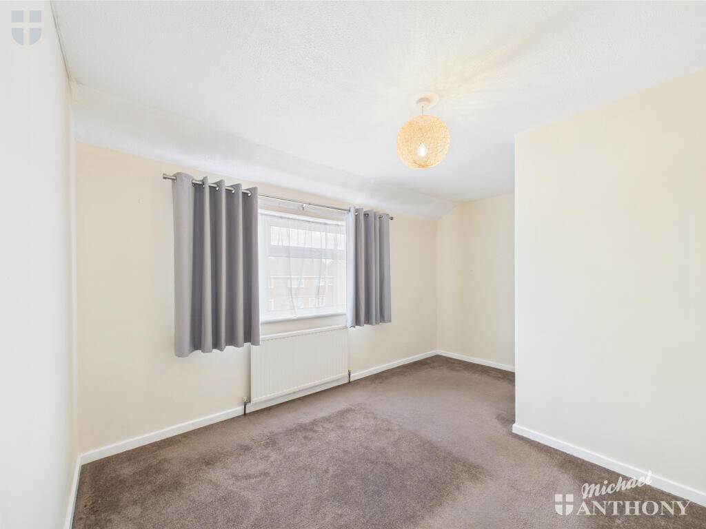 CAM03218G0-PR0665-STILL019