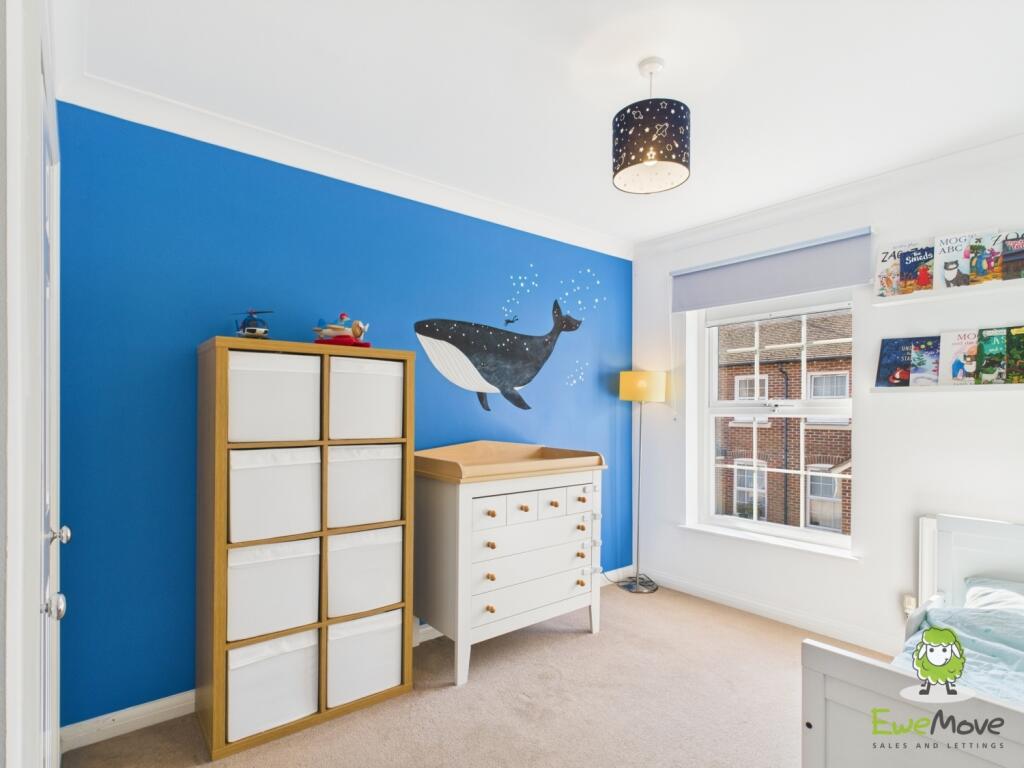 CAM03778G0-PR0199-STILL013