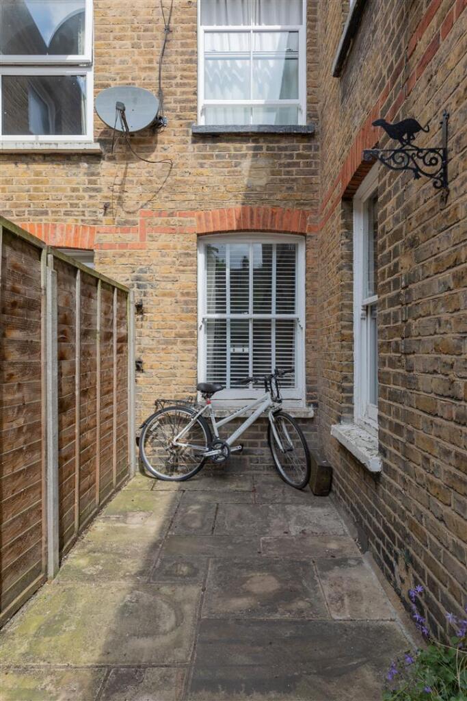 Chewton Road E17