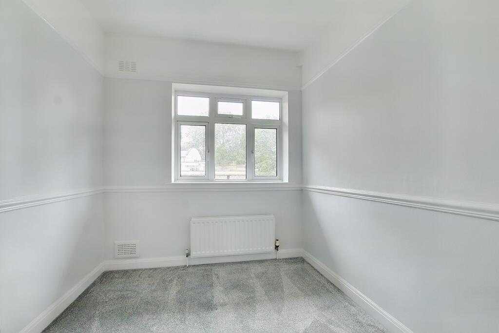 4.BEDROOM.jpg