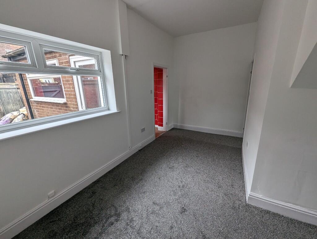 Victoria Street, M26