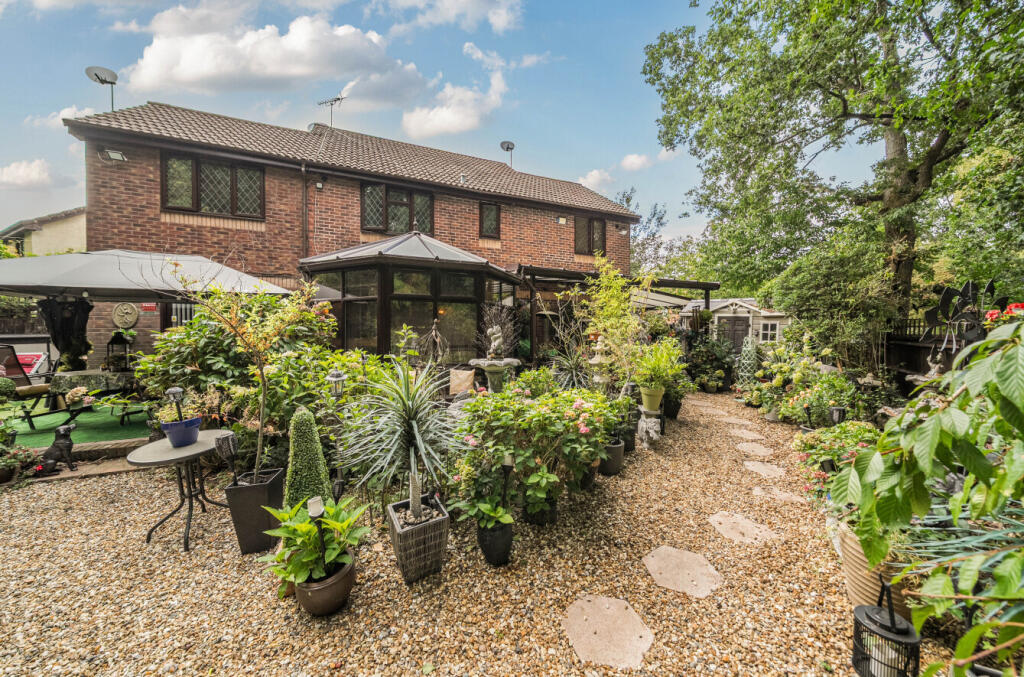 1342037-18-68ade9...