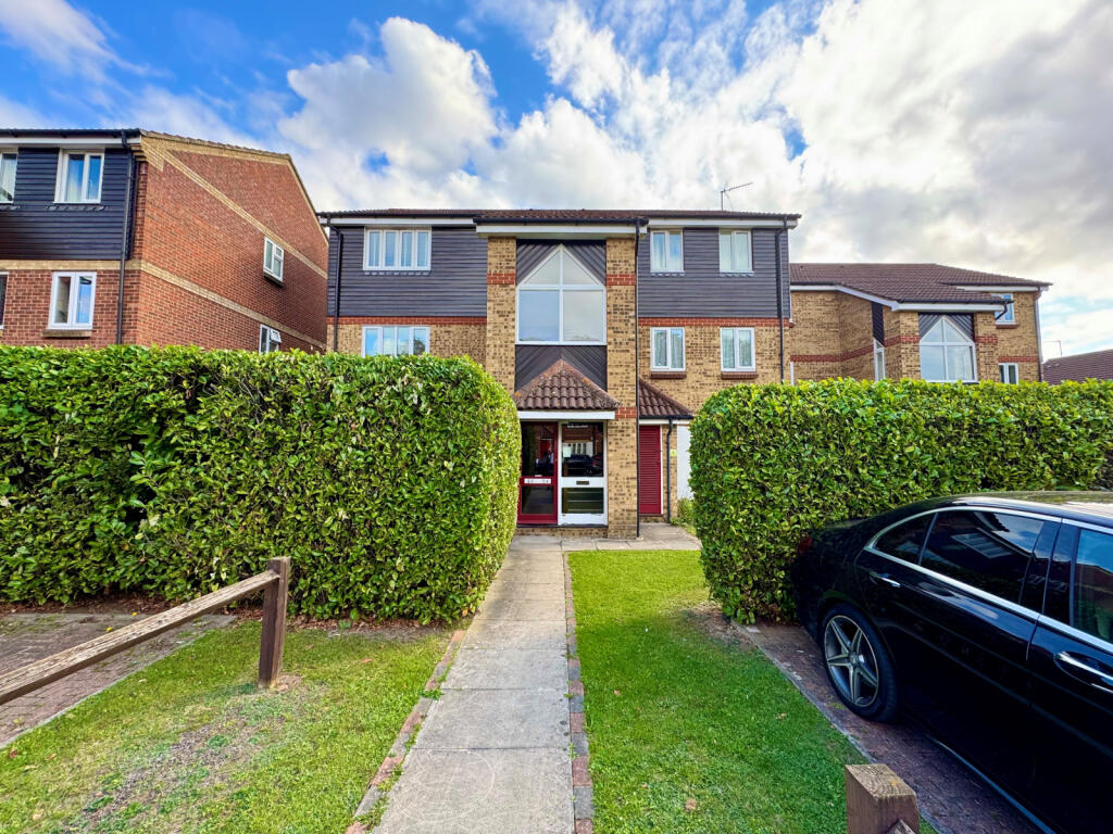 Pearce Manor, Chelmsford, Essex, CM2 9XH