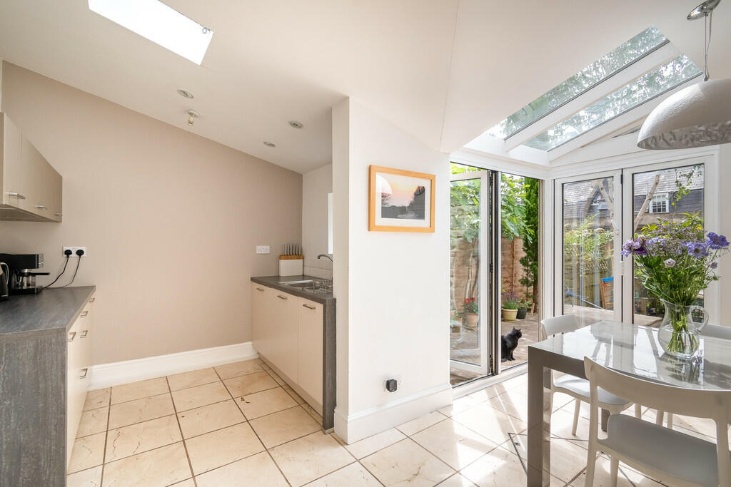 Kitchen dining ro...
