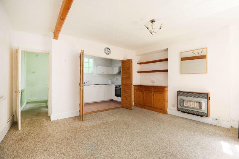 Sitting Room/Kitchen