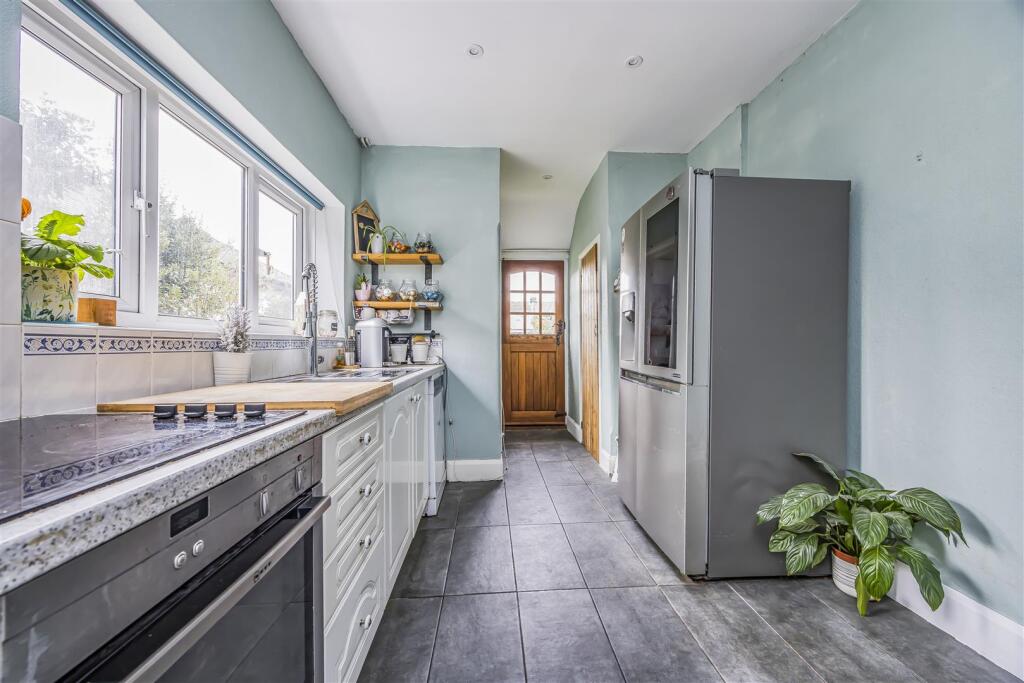 12 Cosham Park Avenue, Cosham-PorticoMarketing-Sol