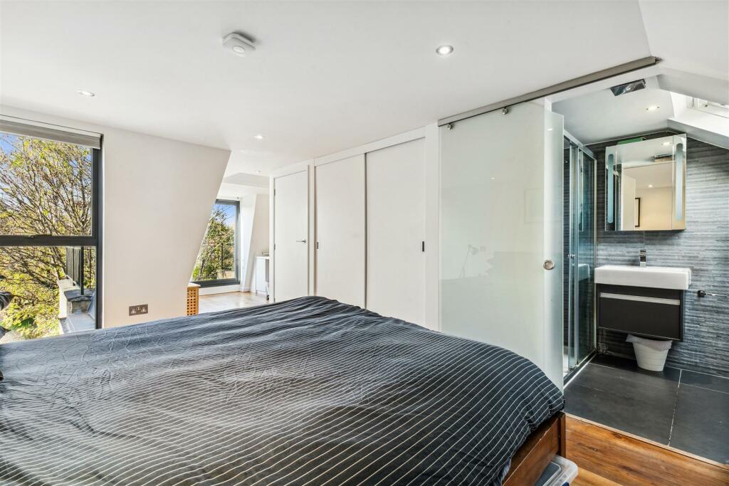 Duke Road, W4 - FOR SALE