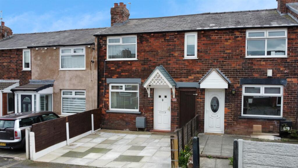 Yewtree Avenue For Sale