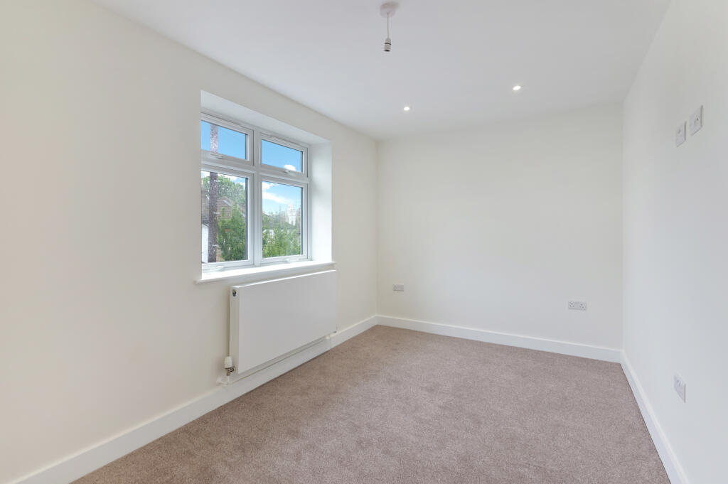 NEWARK ROAD,63A -6