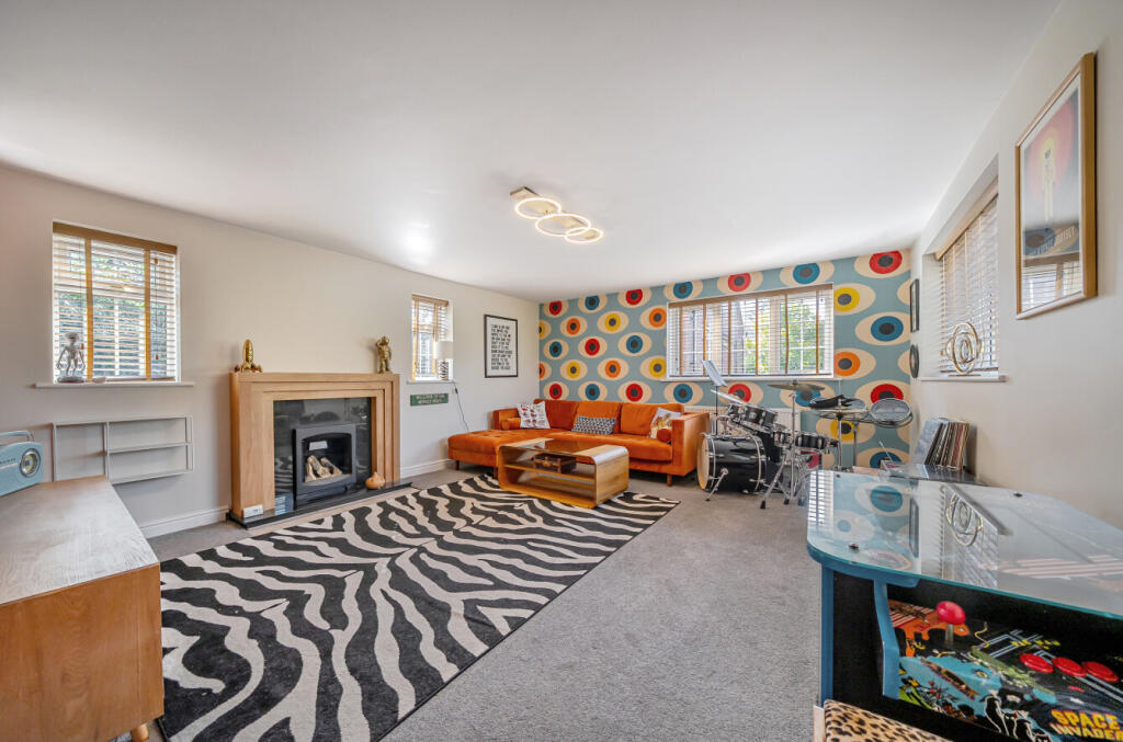 67efeb50af087-l-1269301  (17)