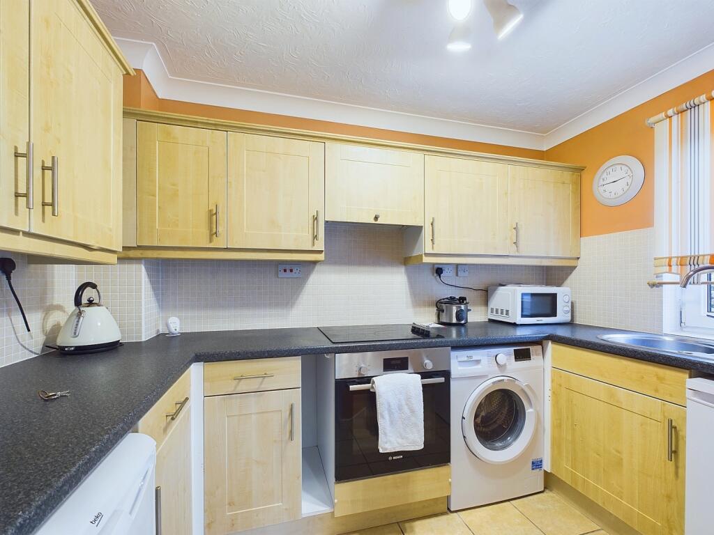 CAM01338G0-PR0086-STILL001