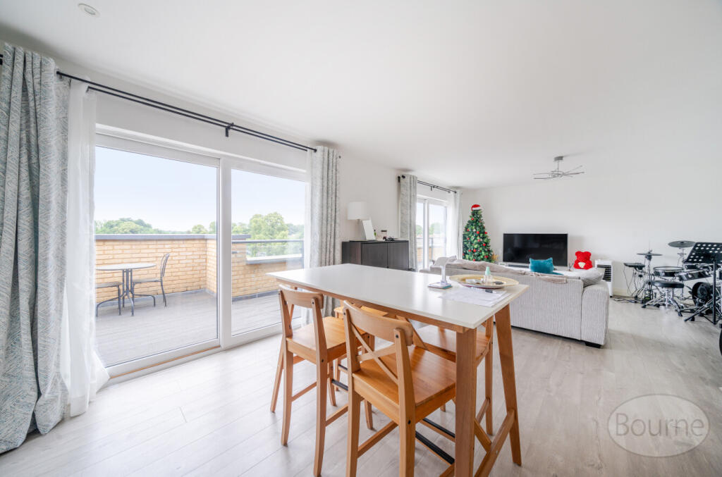 3655796e-3848-43b...