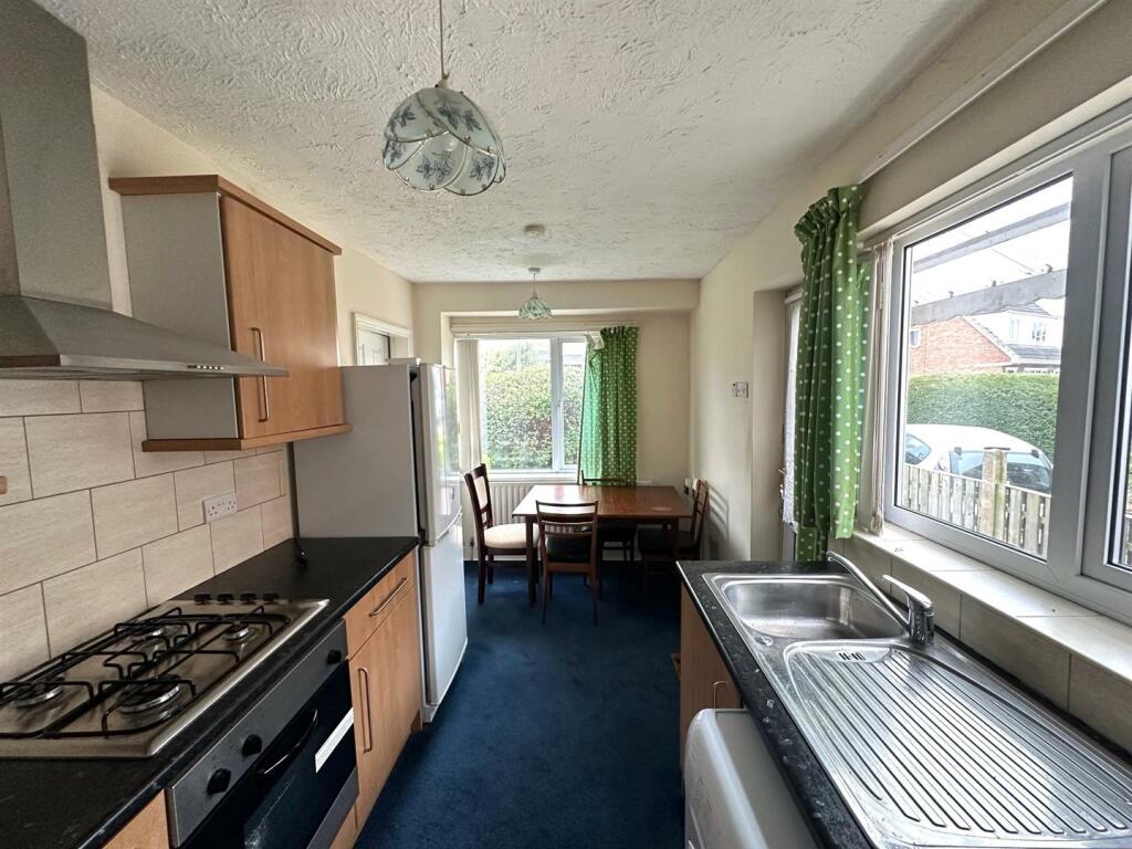 KITCHEN/DINER