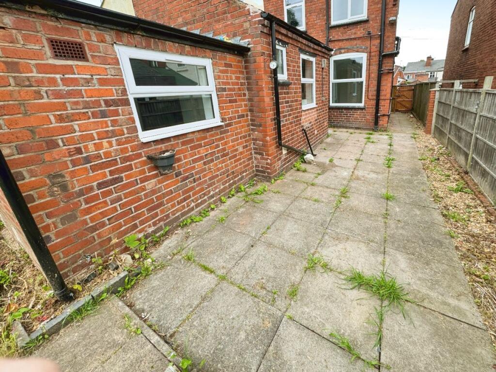 Communal Rear Garden 