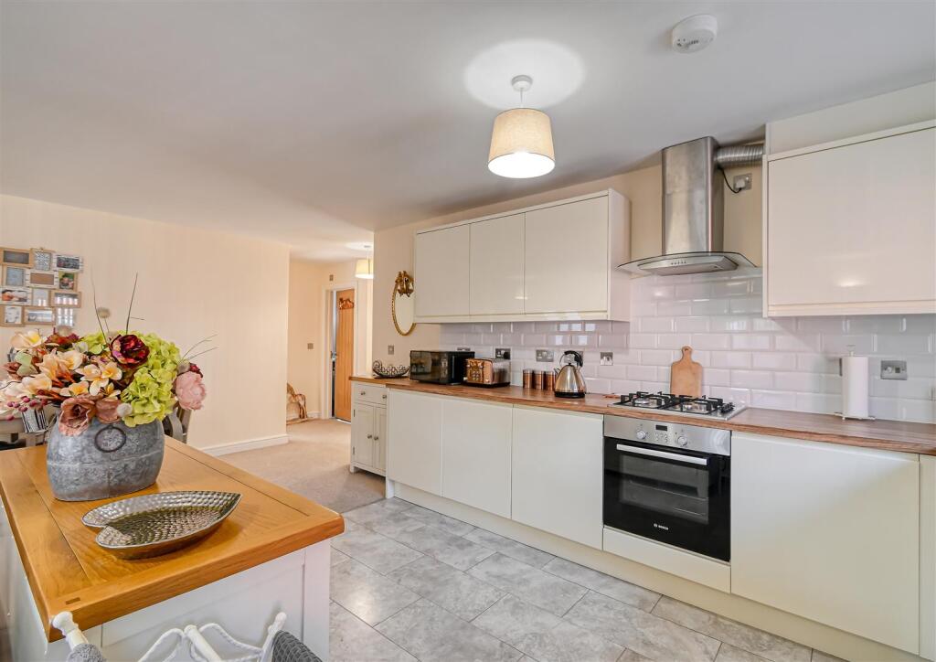 51 Whitburn Street-05.jpg
