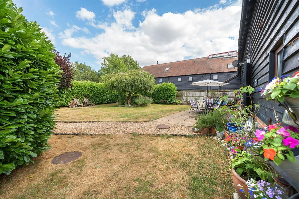 The Potato Barn - Garden 1.jpg